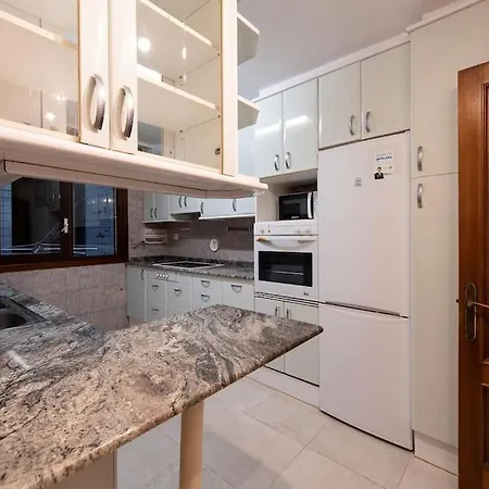 Apartament A 10 Mn De Playas, Avenida Principal De *