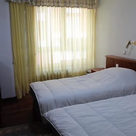 Apartment A 10 Mn De Playas, Avenida Principal De Santander