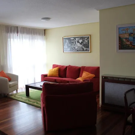 Apartament A 10 Mn De Playas, Avenida Principal De *